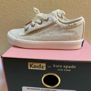 Less for Kate spade little kids size 5.5